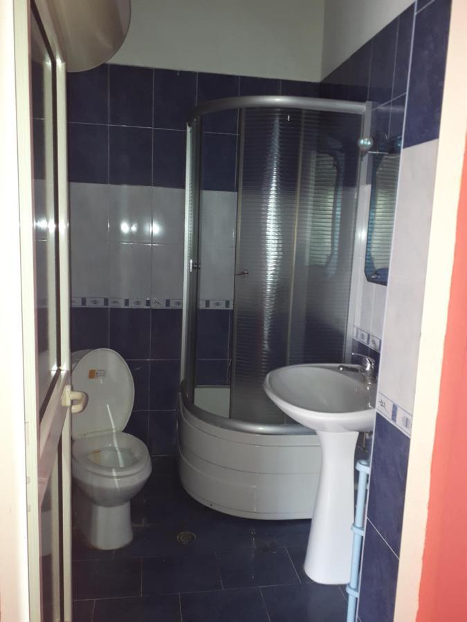 Hotel Meteor Shkoder Ngoại thất bức ảnh