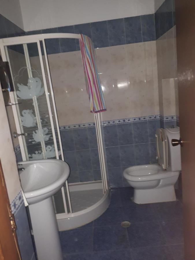 Hotel Meteor Shkoder Ngoại thất bức ảnh